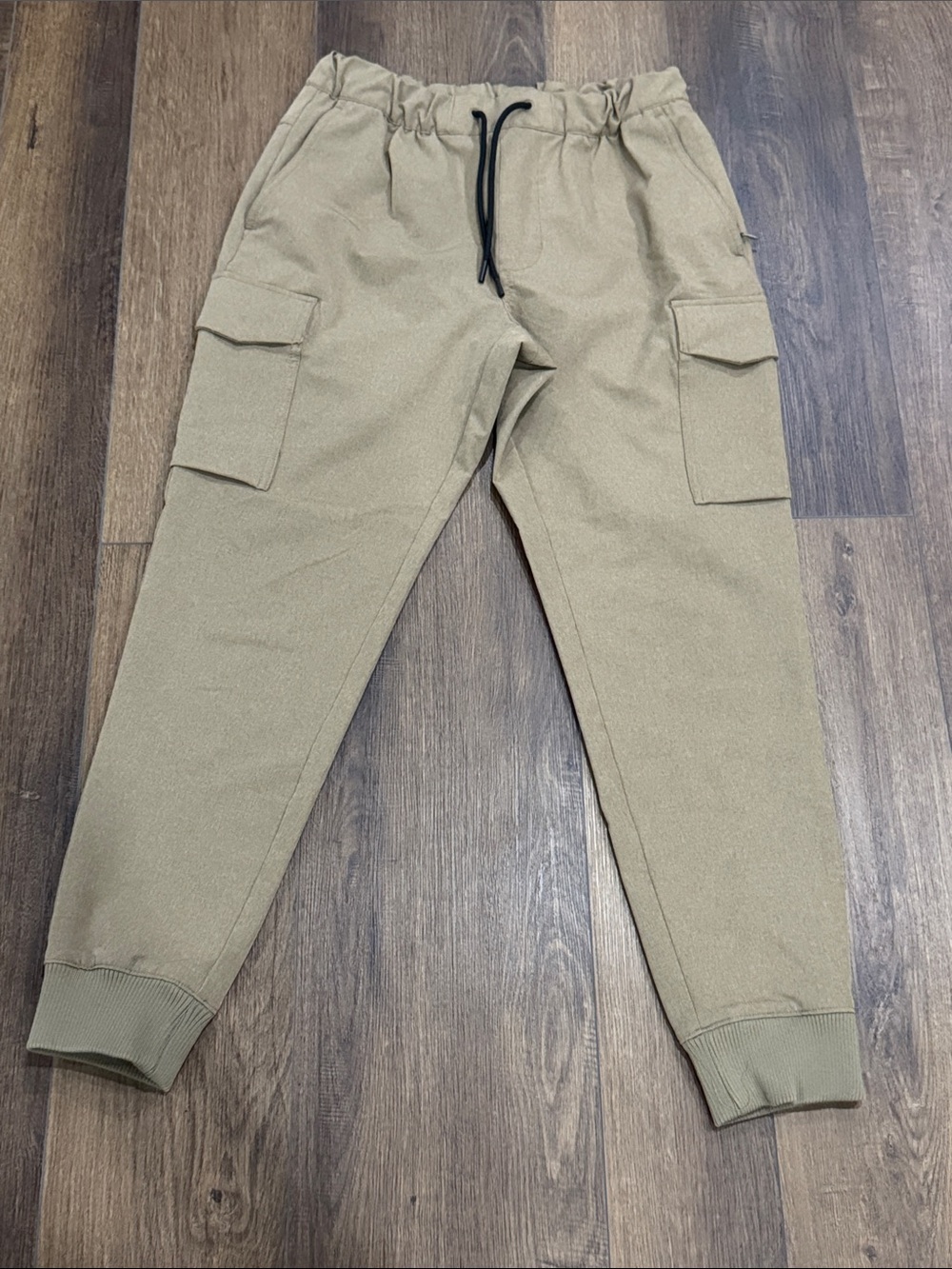 Men’s Old Navy Joggers tan